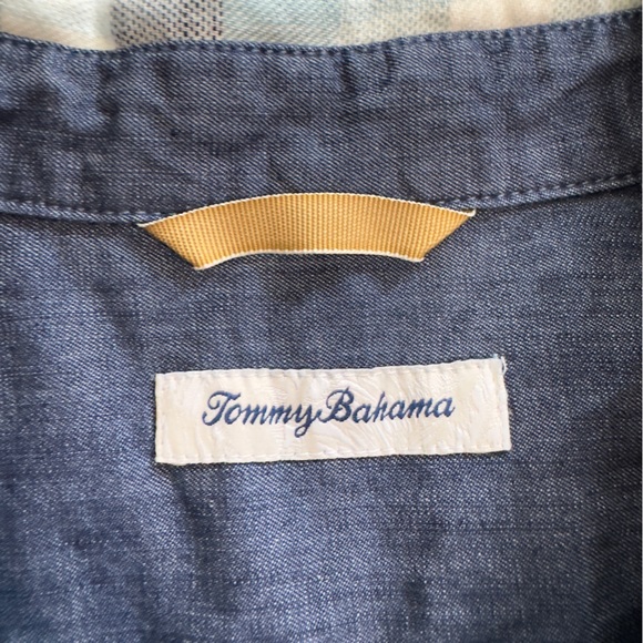 Tommy Bahama Men’s Camp Shirt - Picture 4 of 8